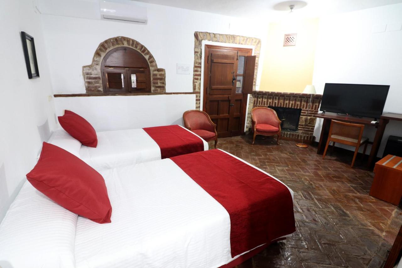 Hotel Monasterio De Rocamador Almendral Ngoại thất bức ảnh